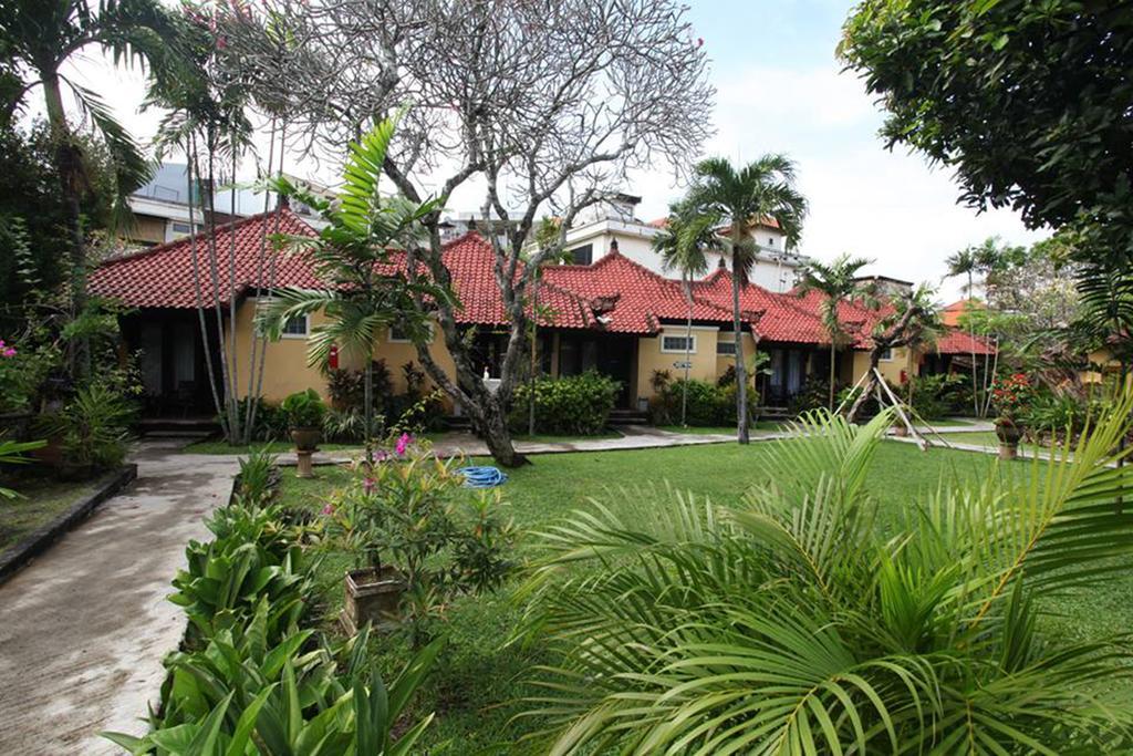 Puri Dalem Hotel Sanur Екстер'єр фото