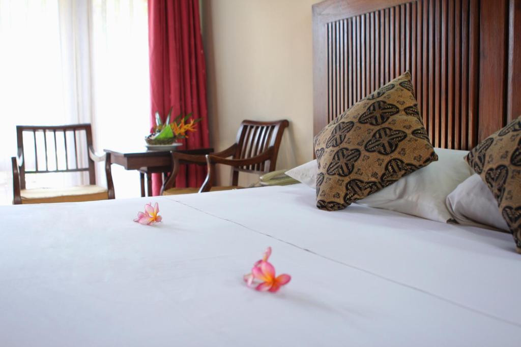 Puri Dalem Hotel Sanur Екстер'єр фото